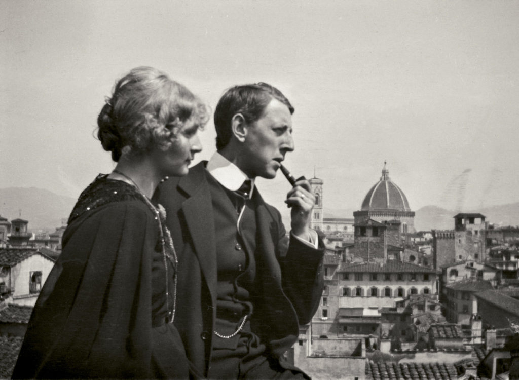 Ester Ellqvist-Bauer och John Bauer på sin resa i Italien, fotografi i Jönköpings Läns museum, inv. nr. JM.1988-17-105.